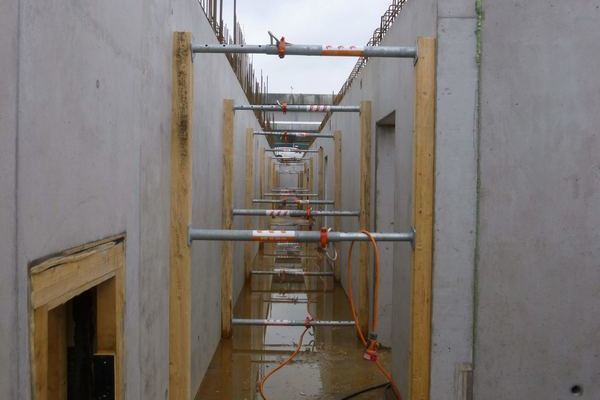 Betonw�nde im Kellergeschoss.j