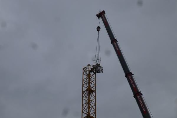 Arbeiter auf Ger�st